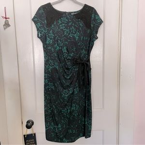 Green maternity dress